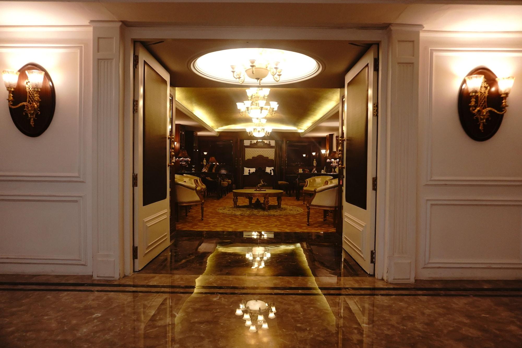 Hotel Ramada Plaza By Wyndham, Chandigarh